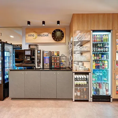 Wellness Hotel Fenix Отель Либерц