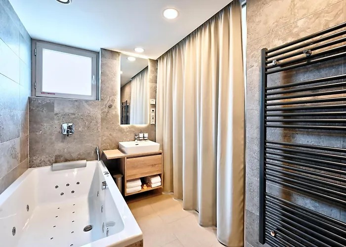 Wellness Hotel Fenix Hotell