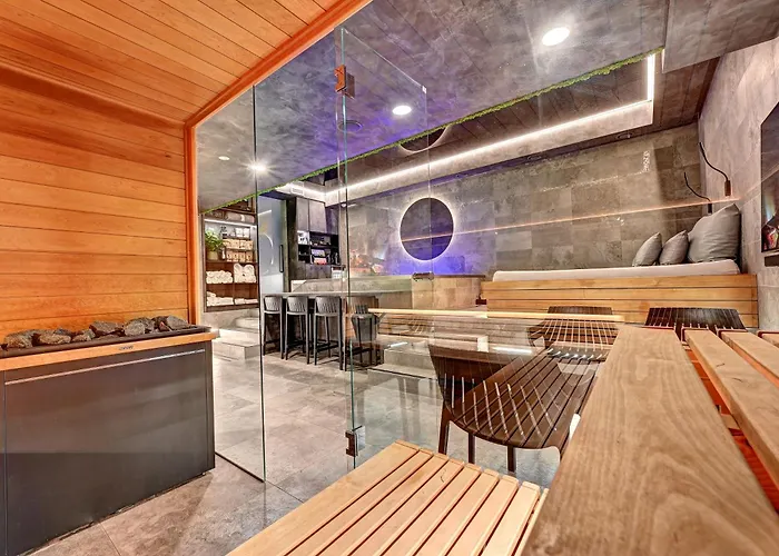 Wellness Fénix 4* Liberec